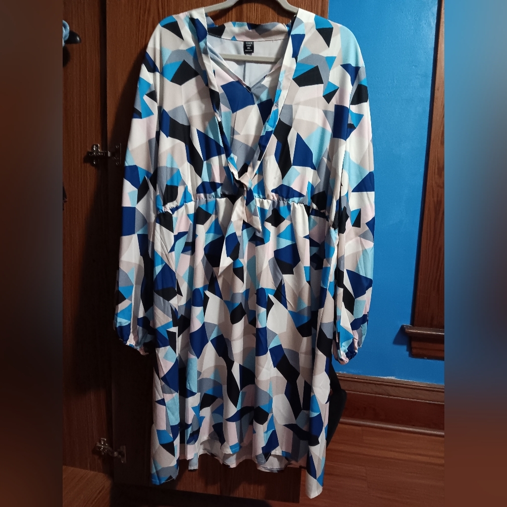 Shein Curve 4x Long Sleave Geometric Dress